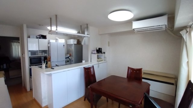 クレール八戸ノ里ソレイユの居間・リビング