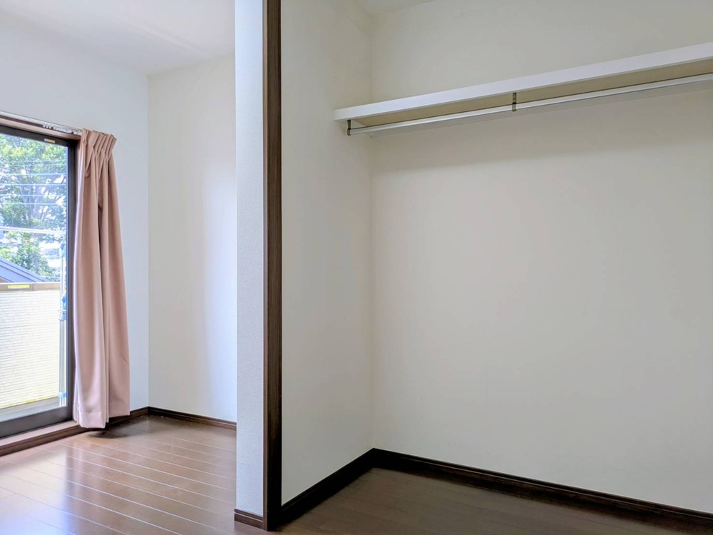 東所沢二世帯住宅の収納|北側（道路側）