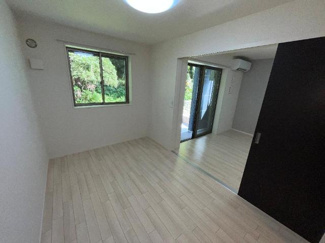 【洋室】 | アヴェルラ・プラス | 室内