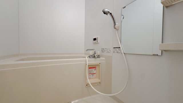 アンソレイユルーナ宮下の浴室