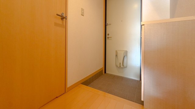 アンソレイユルーナ宮下の玄関