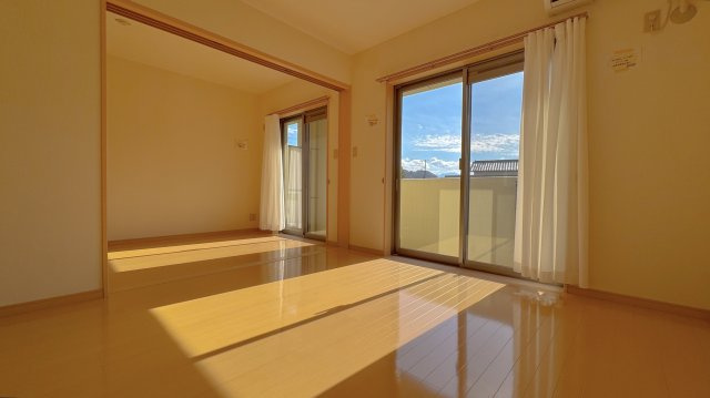 アンソレイユルーナ宮下の居間・リビング