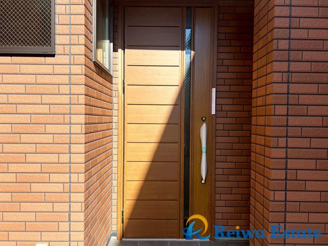 新築戸建　茅ヶ崎市浜竹3丁目の玄関