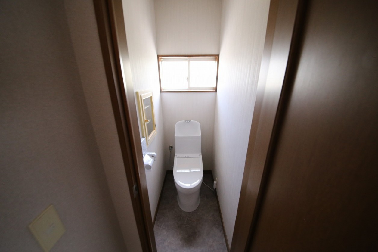 久喜市南栗橋3丁目中古戸建のトイレ