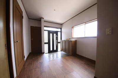 【玄関】 | 久喜市南栗橋3丁目中古戸建