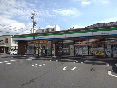 【周辺】 | メゾンミニョン | ファミリーマートまで600m