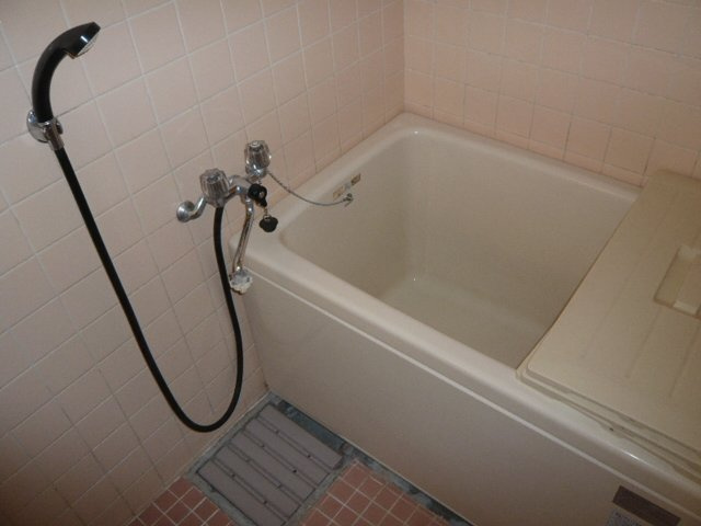 サンコーポ国分【キャンペーン対象物件】の浴室