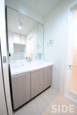 【洗面所】 | クロシェット関目