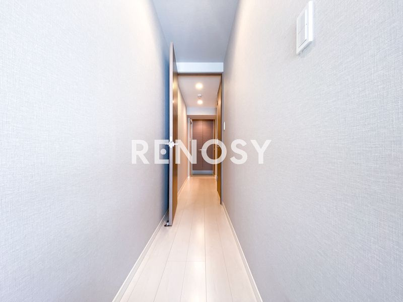 グラントゥルース赤羽プレミオの玄関