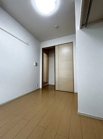 ルピナスの寝室