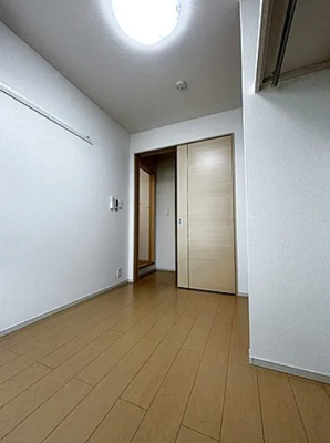 【寝室】 | ルピナス