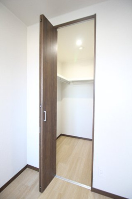 【収納】 | ベンビレッジ平田西公園 | ウォークインクローゼット