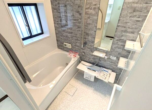 マムハウスＢ棟の浴室