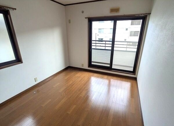 マムハウスＢ棟の寝室