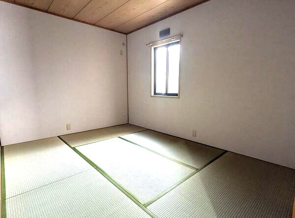 マムハウスＢ棟の和室