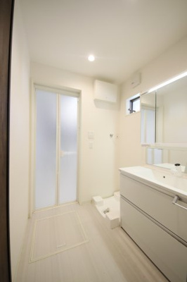 【居間・リビング】 | 西岡本戸建