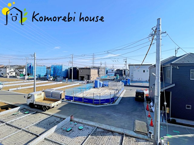 第17上尾上　新築一戸建て　Cの展望|高い建物に囲まれないため、バルコニーからの眺望は開放的。朝日や夕焼けの美しさを日々感じられる、心が落ち着く景色が広がります。