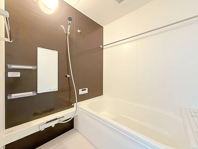 守谷市薬師台9期　新築戸建て　1号棟の浴室|足を伸ばしてもゆったりできるバスルーム♪機能性も取り入れて使い易さも保証します♪