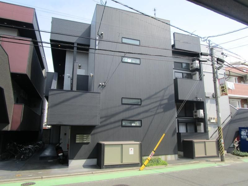 レガシィ井尻の外観