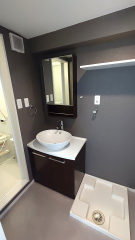 レガシィ井尻の洗面所