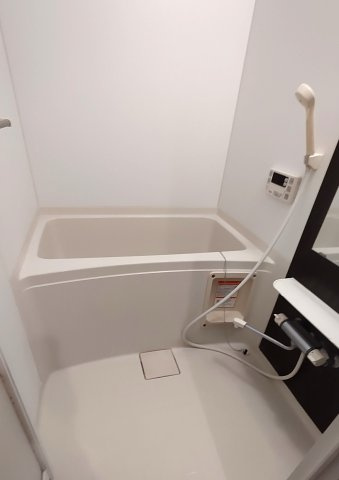 レガシィ井尻の浴室