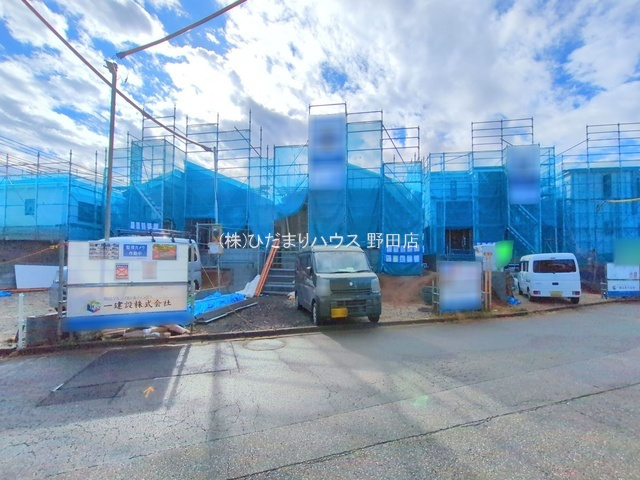 野田市中野台4期　新築戸建　3号棟の庭|２台分(^^)（車種により異なります）「2025年10月現地撮影」