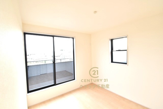 リーブルガーデン  常陸太田市馬場町　3期　1の洋室|採光バッチリ・通風良好です。
たっぷり差し込む陽光がお部屋を明るく照らします！