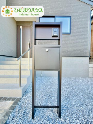 野田市中野台4期　新築戸建　4号棟のその他|玄関の近くにポストがあります！