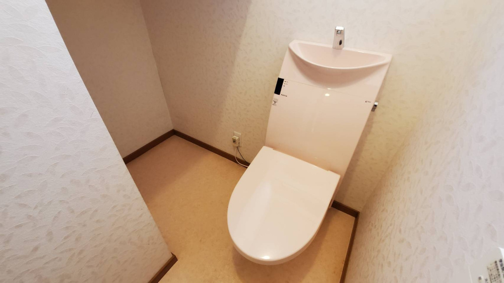 熊谷市拾六間　中古戸建　既存住宅状況調査報告書　有（インスペクション）のトイレ|1階