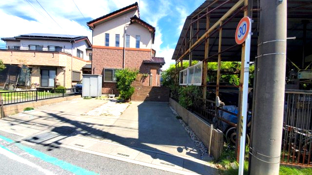熊谷市拾六間　中古戸建　既存住宅状況調査報告書　有（インスペクション）の外観