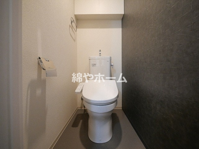 セイワパレス深江南のトイレ|落ち着いた色調のトイレです