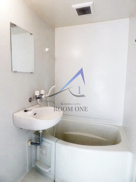 ドエル・ウッズの浴室|お風呂です。