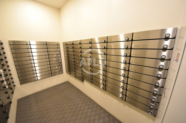 レジュールアッシュウエストレジスのその他共用部分|レジュールアッシュウエストレジス　メールボックス