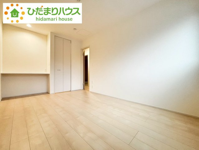 野田市中野台4期　新築戸建　5号棟の寝室|ゆとりのある主寝室！ご家族全員で寝れちゃいます(^^♪						
