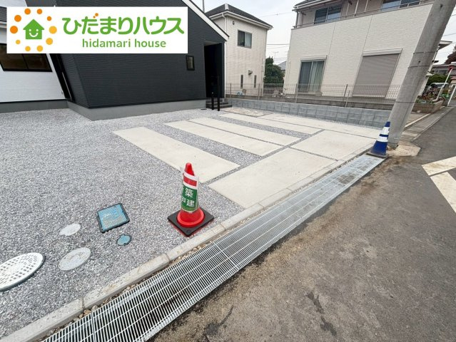 野田市中野台4期　新築戸建　5号棟の駐車場|2台可能です！！