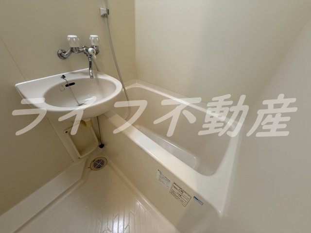 グランメール高井田の浴室|お風呂です