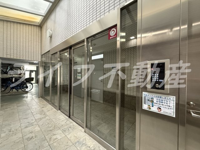 グランメール高井田のエントランス|エントランスです