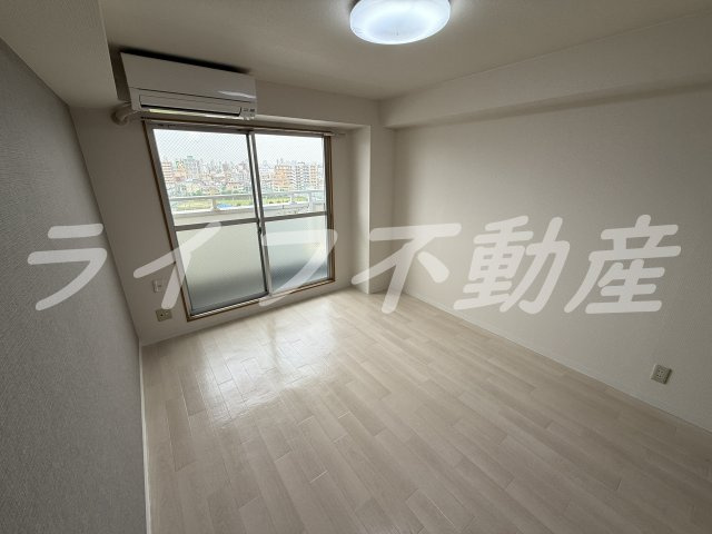 グランメール高井田の居間・リビング|おしゃれな居間です