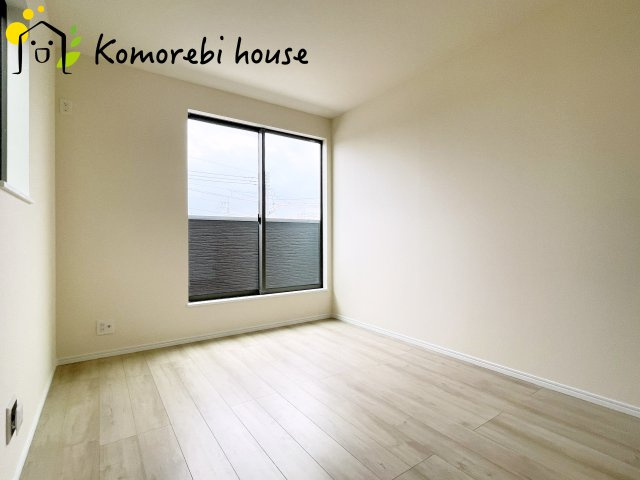 第17上尾上　新築一戸建て　Fの洋室|明るい洋室です