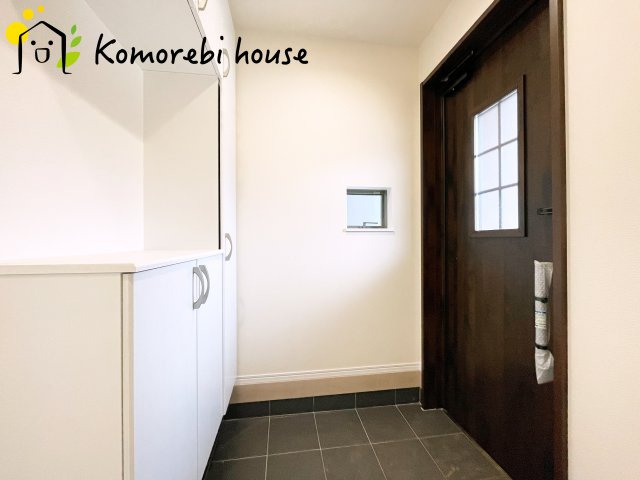 第17上尾上　新築一戸建て　Fの玄関|シンプルで使いやすい玄関です