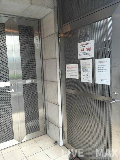 【エントランス】ロイヤルシティ西大路