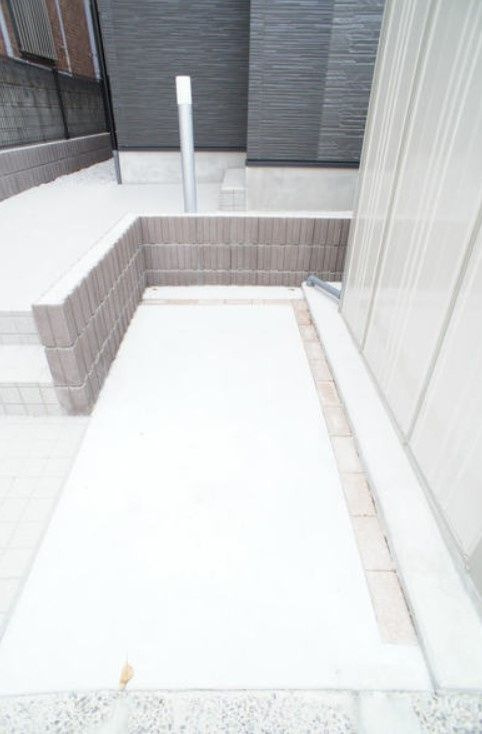 リブリ・レンテのその他