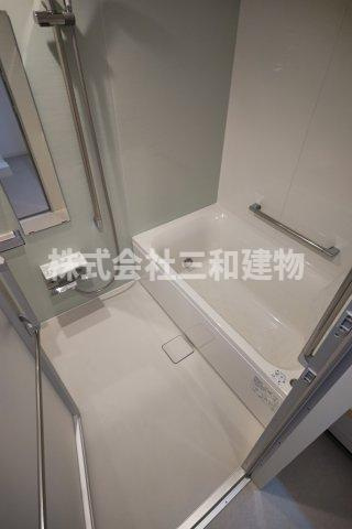 プライムガーデン若木の浴室