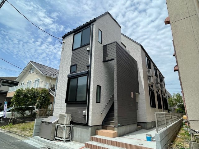 クリエイティブテラス東葛西の外観