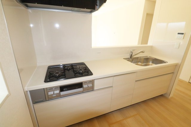 郡山市御前南５丁目　　　２号棟　　朝日が丘小学校、郡山第７中学区のキッチン