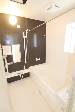 郡山市御前南５丁目　　　２号棟　　朝日が丘小学校、郡山第７中学区の浴室