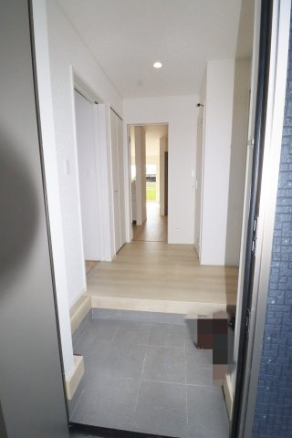 郡山市御前南５丁目　　　２号棟　　朝日が丘小学校、郡山第７中学区の玄関