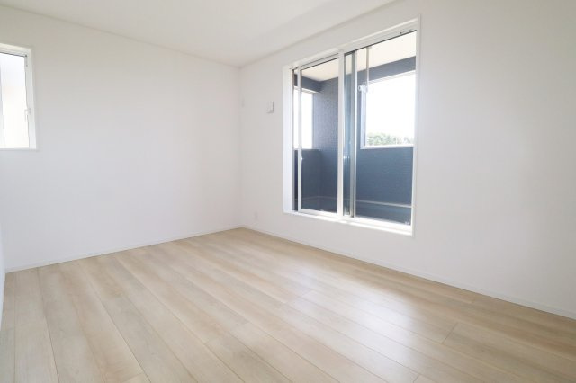 郡山市御前南５丁目　　　２号棟　　朝日が丘小学校、郡山第７中学区の洋室