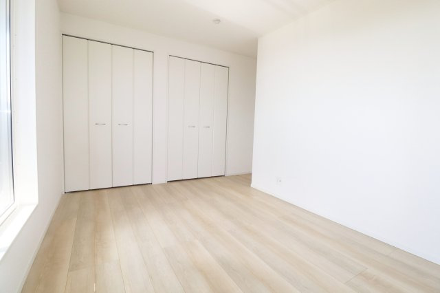 郡山市御前南５丁目　　　２号棟　　朝日が丘小学校、郡山第７中学区の洋室