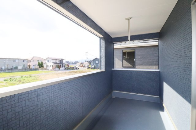 郡山市御前南５丁目　　　２号棟　　朝日が丘小学校、郡山第７中学区のバルコニー